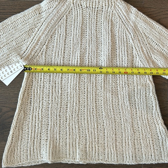 NWT Khaite Klimpt Turtleneck - Picture 6 of 8
